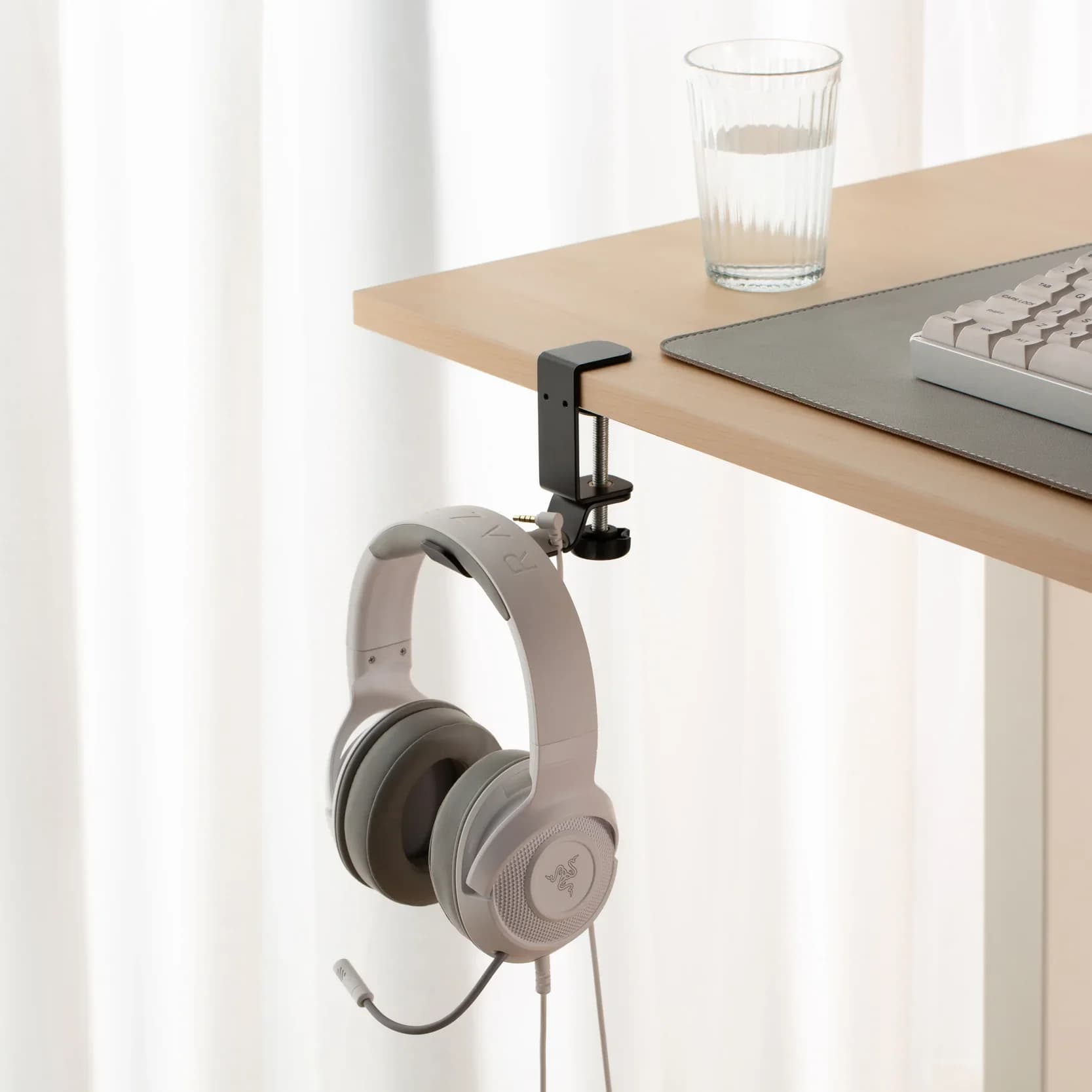 Headphone Holder Black 2