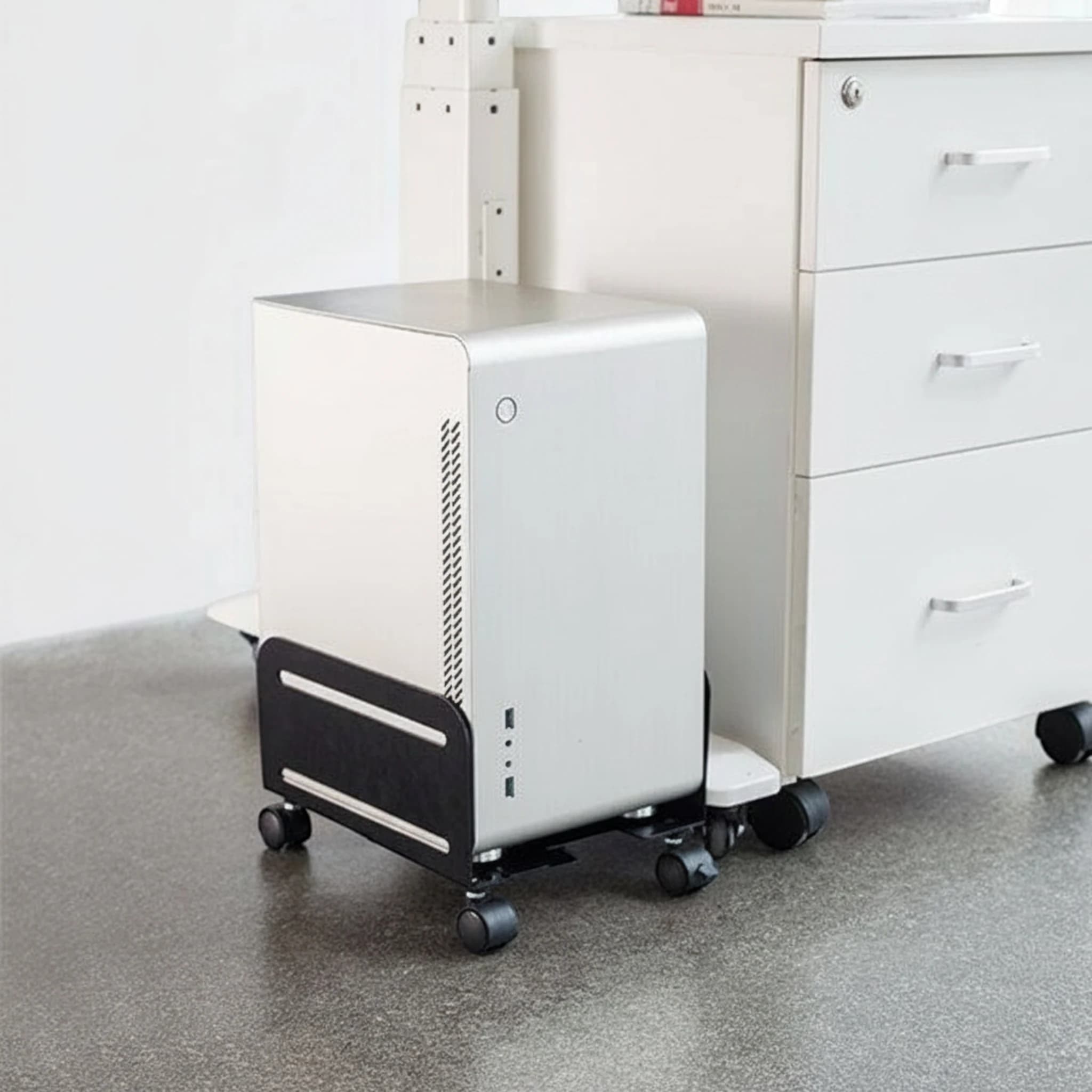 Navo® Mobile CPU Stand 6