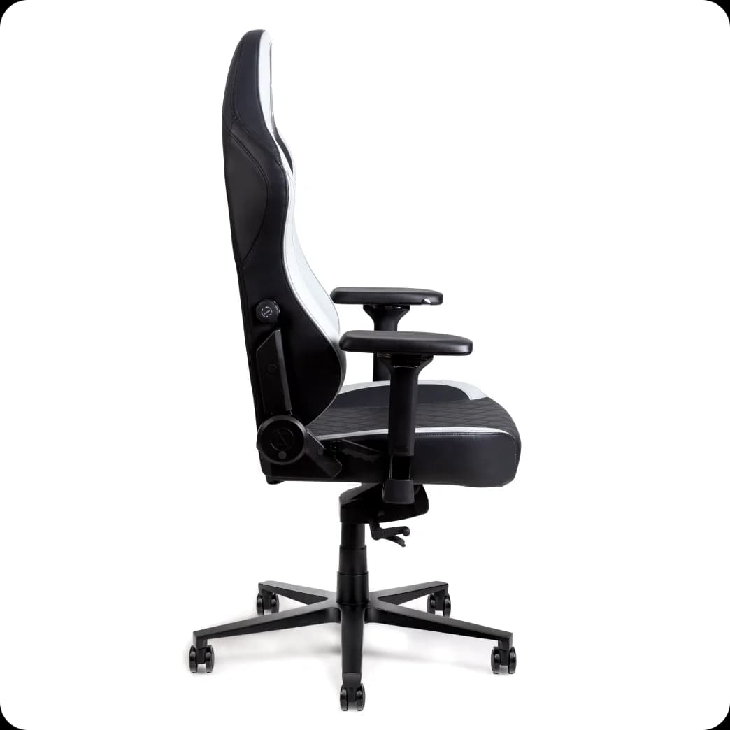 Apex Nexus Chair Cloudleather Jet Black