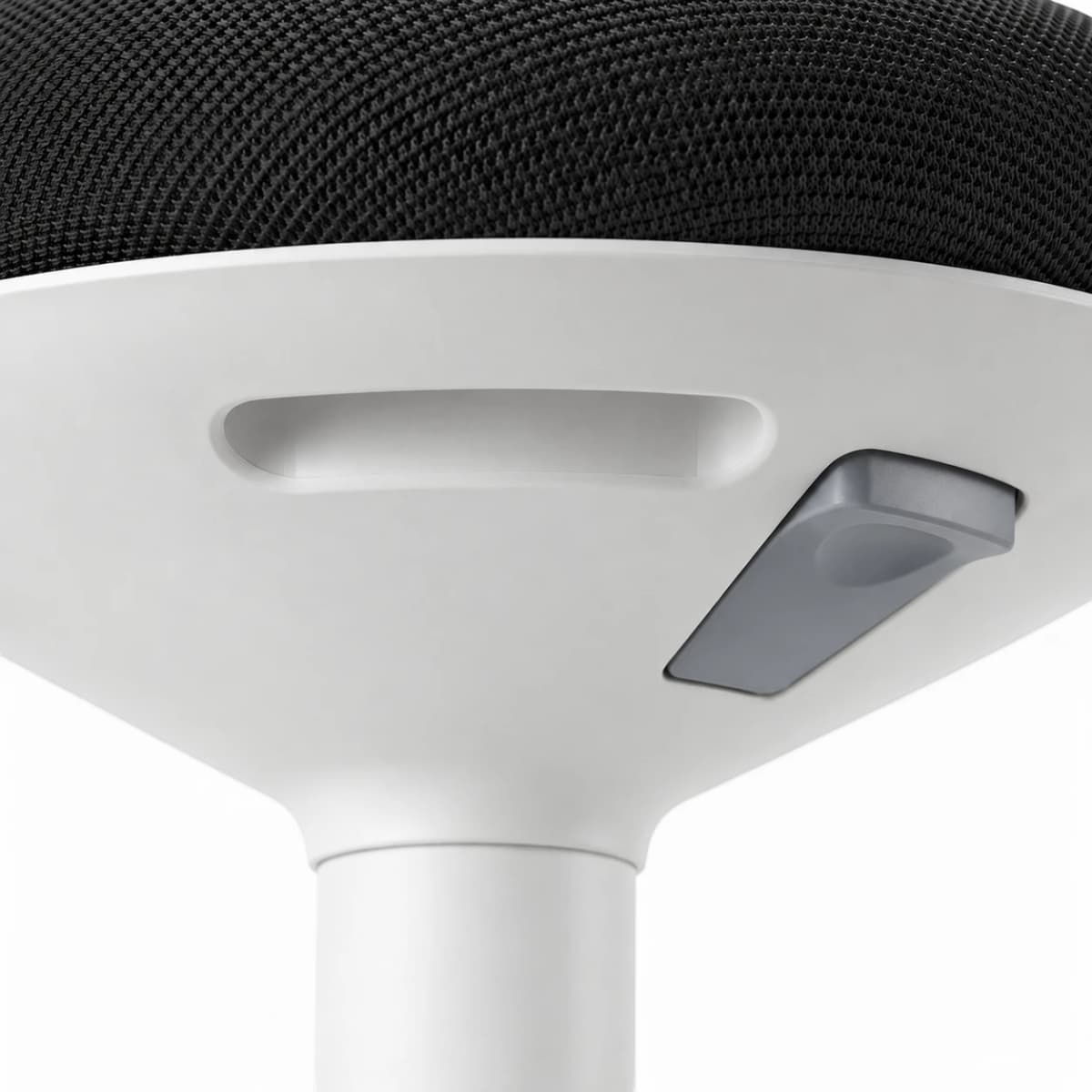 Navo® WobbleStool Black 8