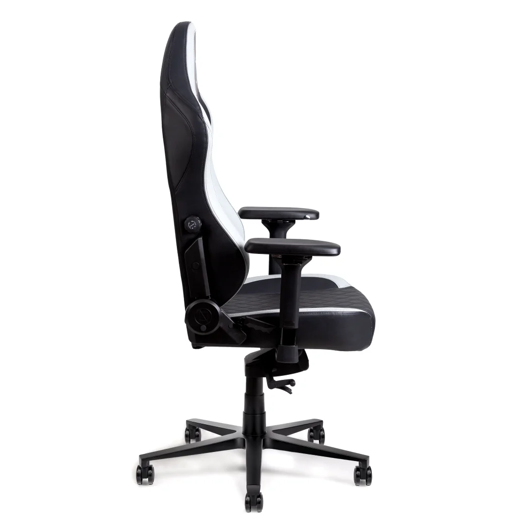 Apex Nexus Chair Cloudleather Jet Black
