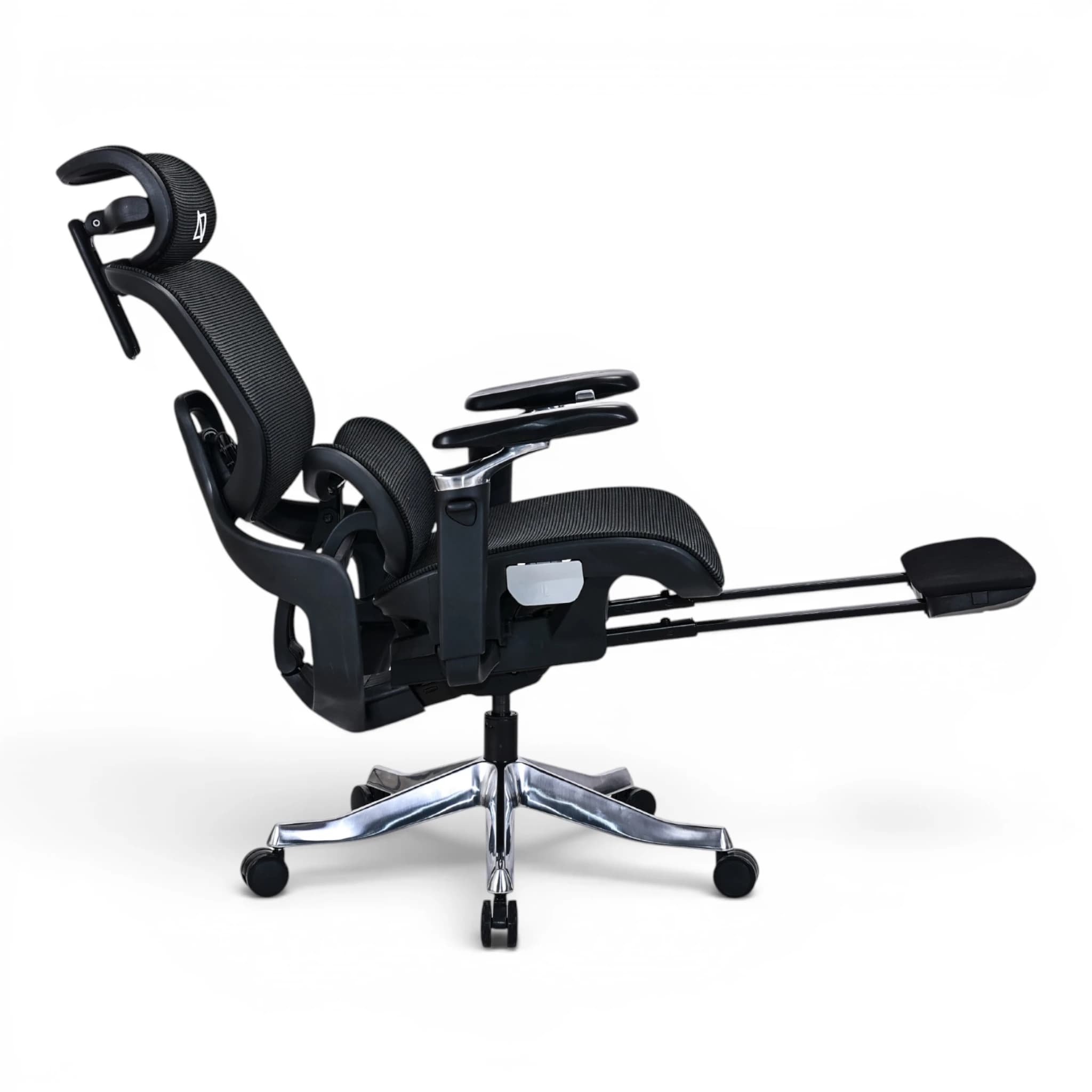 Ergomax Black Mesh Ergonomic Office Chair with Footrest1
