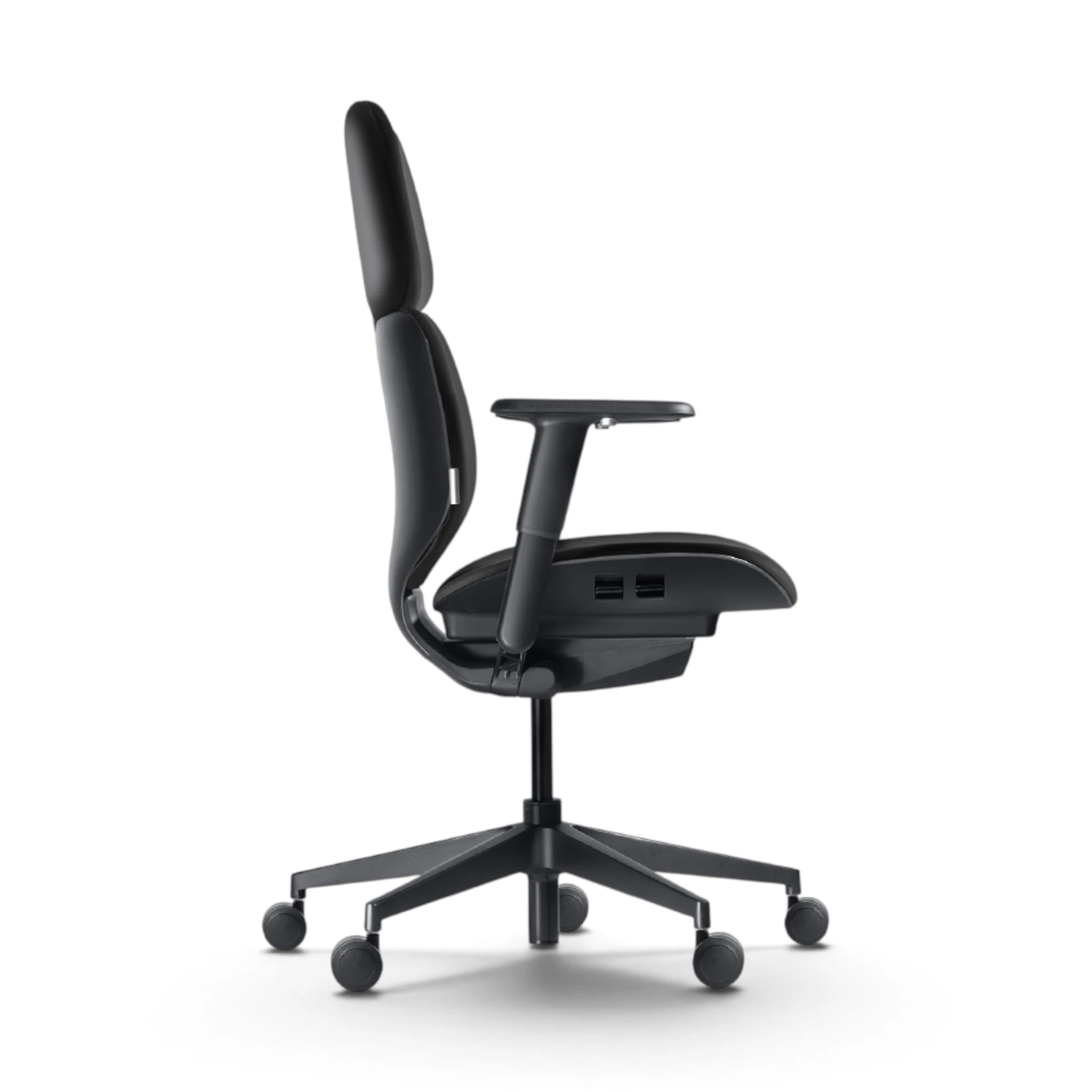 Navo® AtomChair CloudLeather Black MidBack 1
