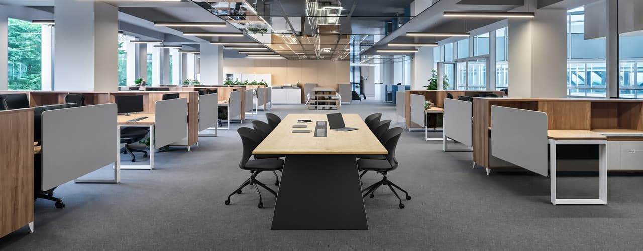 Open Plan vs Cubicle vs Hybrid Office Layout: Which Is Right for You?