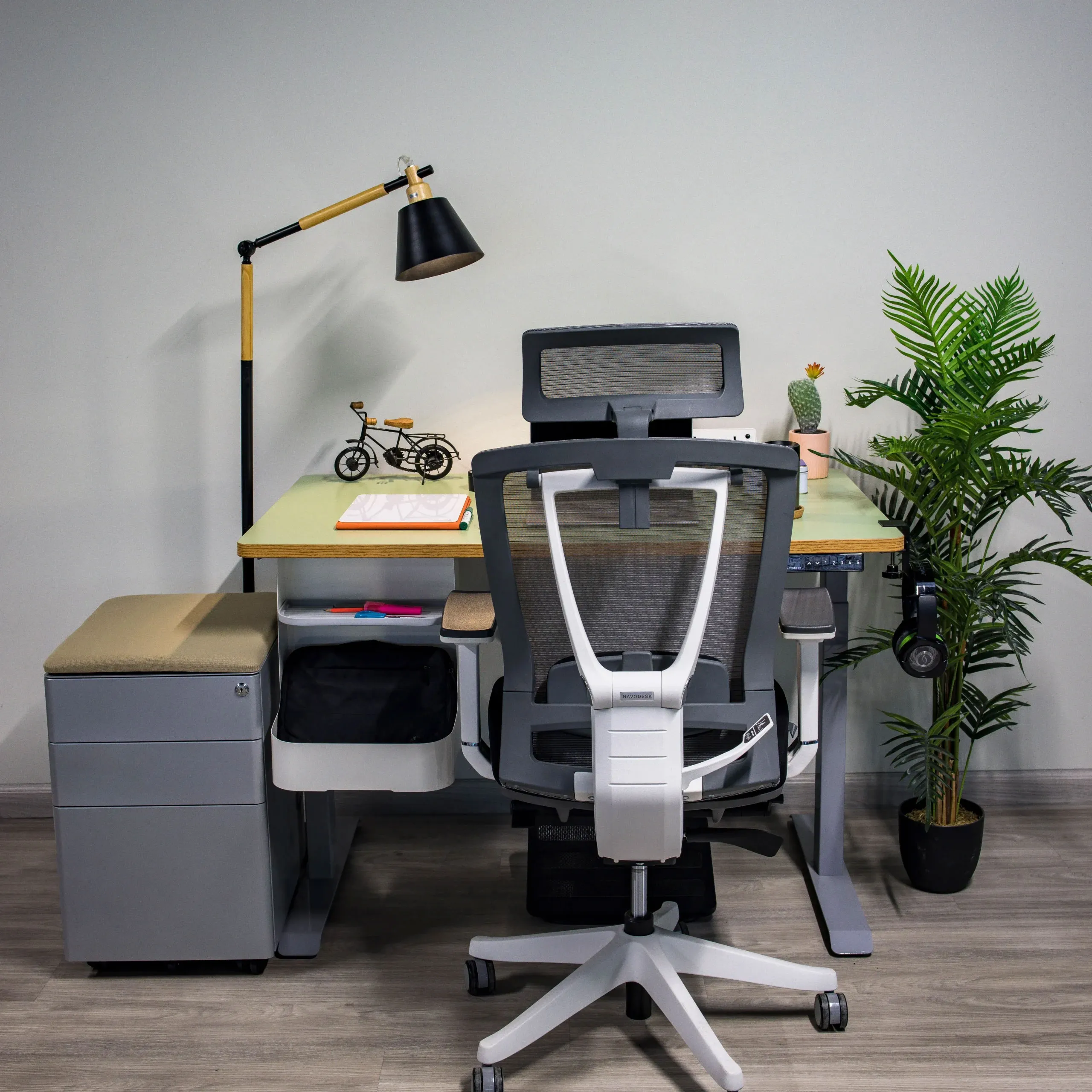 what-is-ergonomic-chair-home-office-furniture-dubai-scaled